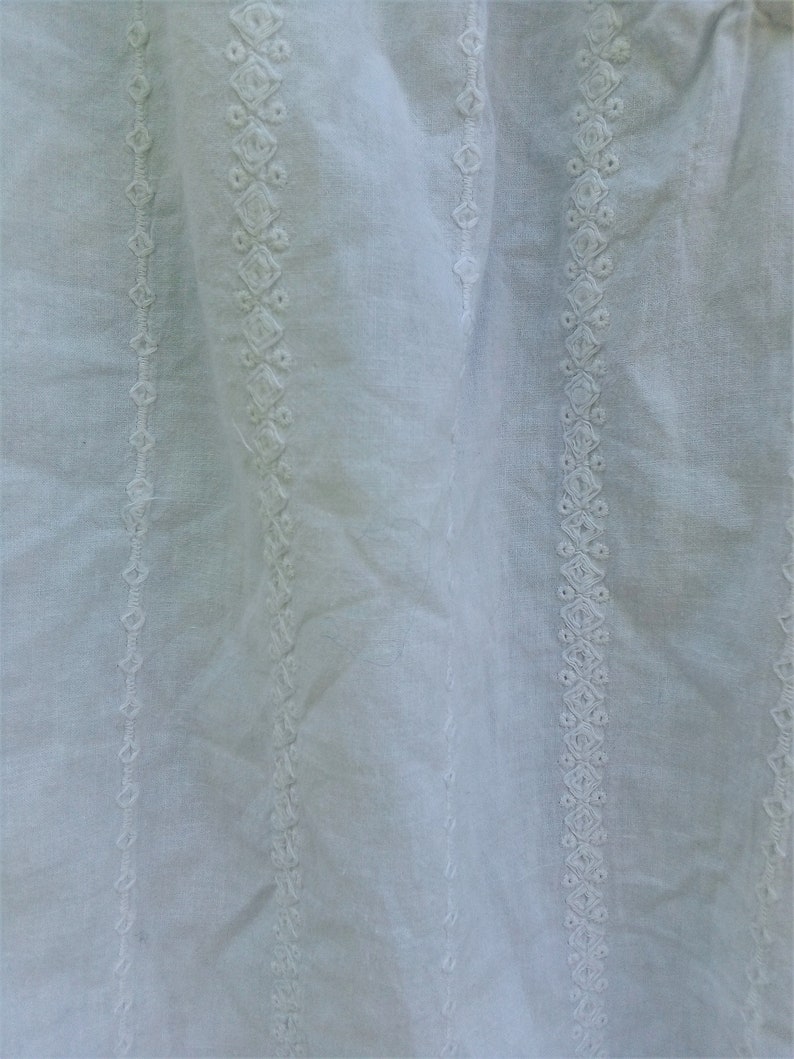 Peasant White embroidered top Cotton lace blouson Boho summer blouse Rustic top Puff sleeve blouson