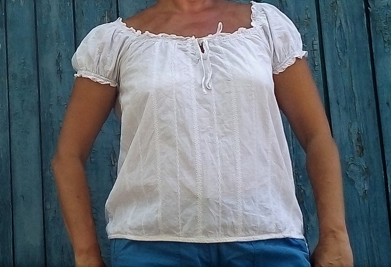 Peasant White embroidered top Cotton lace blouson Boho summer blouse Rustic top Puff sleeve blouson