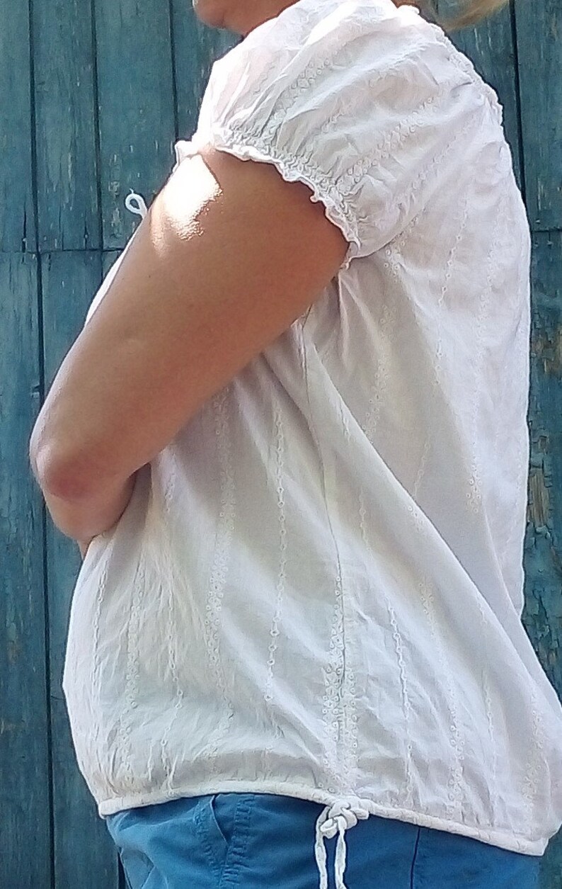 Peasant White embroidered top Cotton lace blouson Boho summer blouse Rustic top Puff sleeve blouson