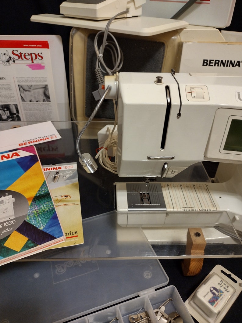 BERNINA 1630 INSPIRATION PLUS and All Accessories Etsy