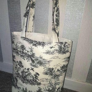 Toile de Jouy Tote / Shopper Bag in Black on Ivory Background. With Pockets. Gym School Work Shopping