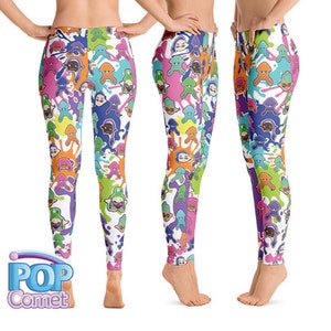 Peut inclure: Leggings color&eacute;s avec un motif r&eacute;p&eacute;t&eacute; de calamars de dessin anim&eacute; et d'&eacute;claboussures d'encre. Les leggings sont blancs avec une vari&eacute;t&eacute; de couleurs, notamment le rose, le bleu, le vert, le jaune et l'orange.