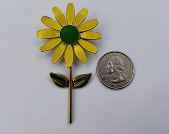 Vintage Brooch Enamel Nice Condition.