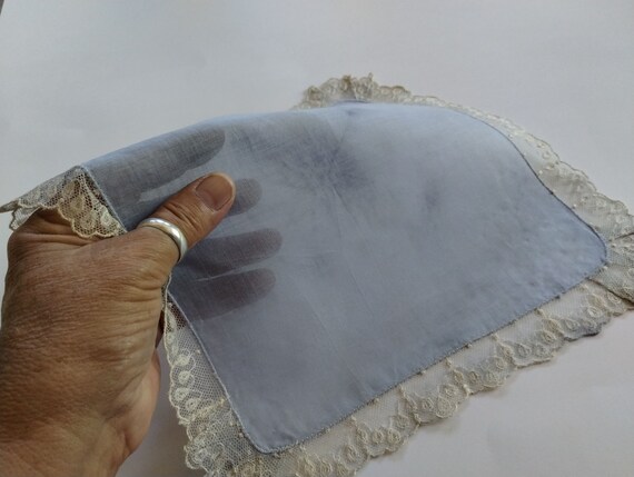 Vintage Hankie Blue Tambour Lace Wedding Hankie. … - image 3