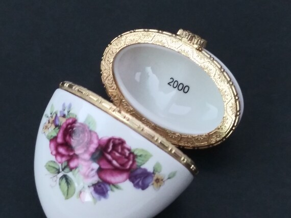 Vintage Jewelry Box Rose Heart Trinket Box. R - image 4