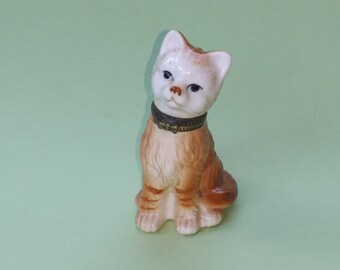 Vintage Pill Box Cat Box Trinket Box Tooth Fairy Box. F