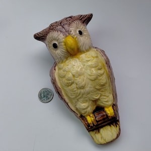 Vintage Owl Wall Pocket Ceramic Made In Japan.  B-2