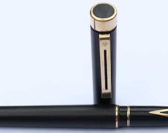 Vintage Sheaffer Targa Fountain pen Matte Black body 14k Gold 585 Nib USA