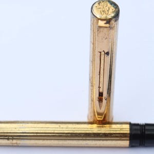 Vintage Waterman Fountain pen Gold electro plated body Fine NIb France