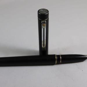 Stylo Plume Sheaffer Targa En Laque Noire - Plume En Or Massif 14 Carats, Occasion, Prestige