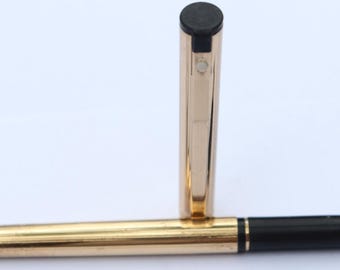 Vintage Sheaffer Triumph TRZ Fountain pen Gold electroplated body Fine Nib USA