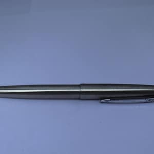 Tampa de caneta esferográfica Parker 45 Flighter vintage, corpo cromado escovado, Inglaterra