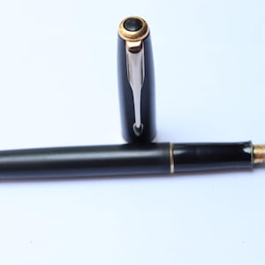 Vintage Parker Sonnet Fountain Pen Matte black body Medium Nib France