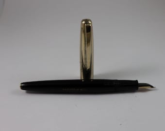 Vintage ARL Fountain Pen 14ct Gold Nib Squeeze ink filler