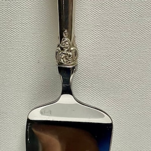 Wallace Grande Baroque Pie Server.   Vintage