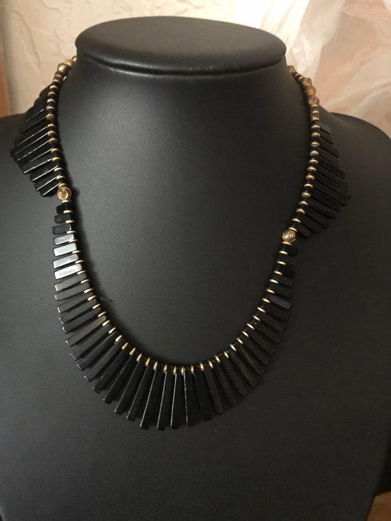 Scalloped Edge Black Onyx Necklace