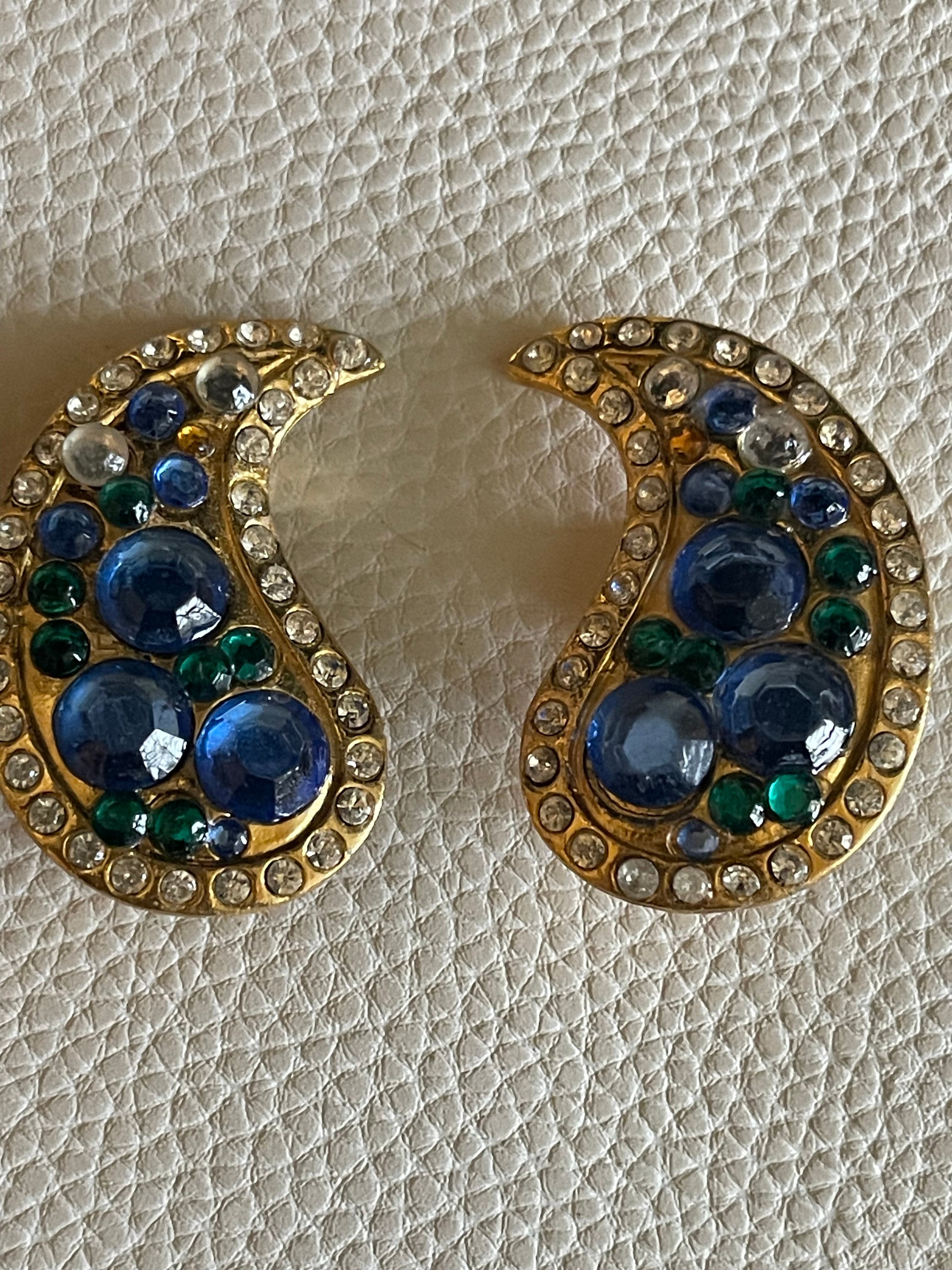 Boucles D'oreilles Oscar De La Renta - Fleur émaillée Bleue Sur Plaqué Or - Neuf Sans Emballage