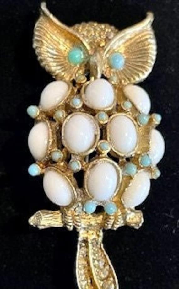 Vintage Pauline Rader Owl Pin , A Beautiful Collec