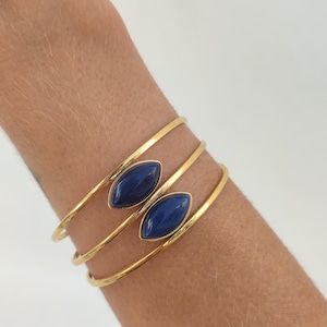 Bracelet manchette en or lapis lazuli, cadeau pour lion, bracelet de pierres précieuses, bracelet minimaliste