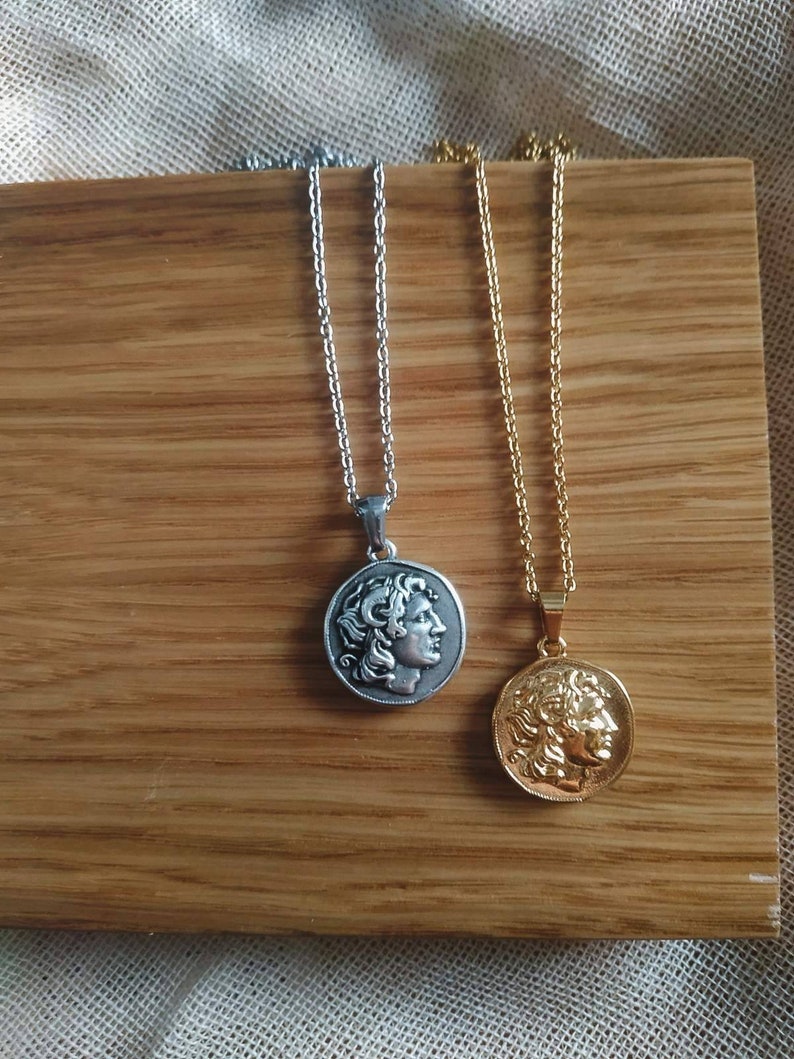 Collar con moneda de oro de Alejandro Magno de la antigua Grecia, colgante de doble cara, colgante del sol de Vergina, joyería de mitología griega, diosa griega imagen 1
