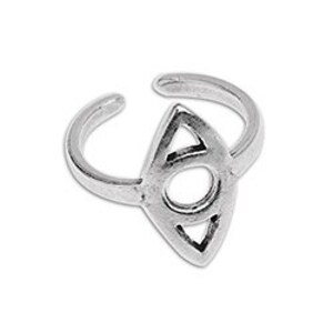 May include: A silver-colored adjustable toe ring. The ring features a geometric design with a central circular opening and a triangular shape. The ring is open at the top, allowing for size adjustment.