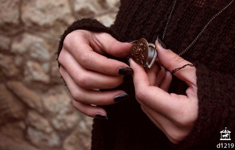 Locket necklace Heart pendant Locket pendant Heart locket pendant Photo locket Photo locket pendant Photo heart pendant Brass heart necklace