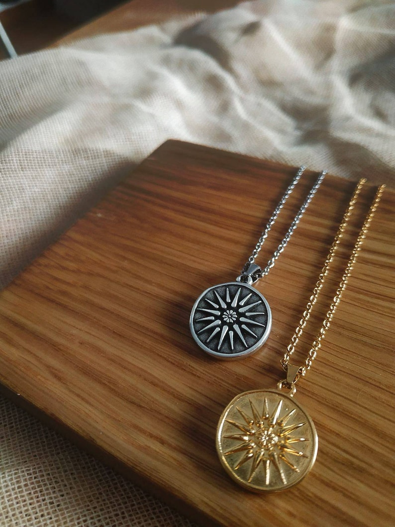 Collar con moneda de oro de Alejandro Magno de la antigua Grecia, colgante de doble cara, colgante del sol de Vergina, joyería de mitología griega, diosa griega imagen 5