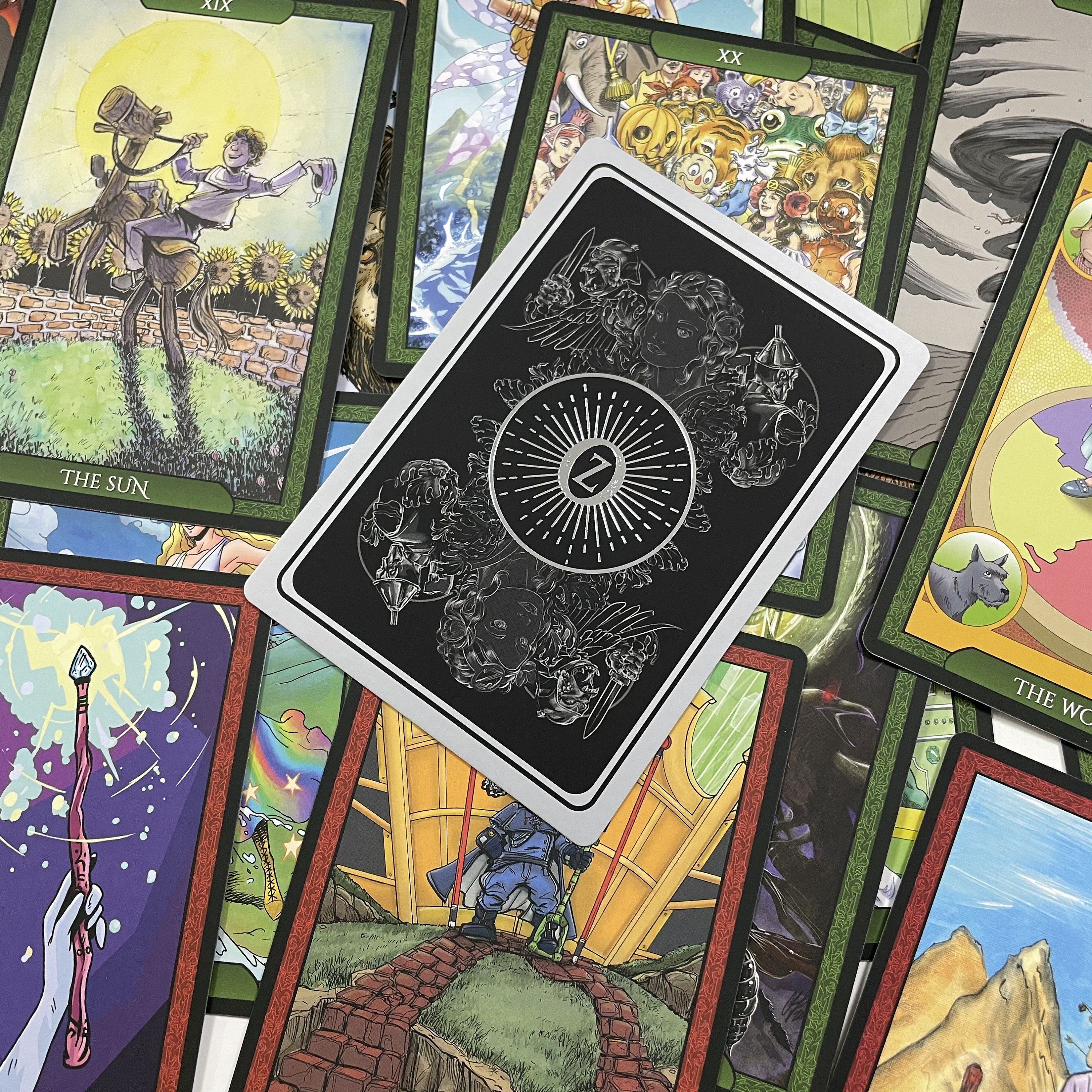 The Shadow of Oz Tarot Deck: the Baum Silver Edition - Etsy