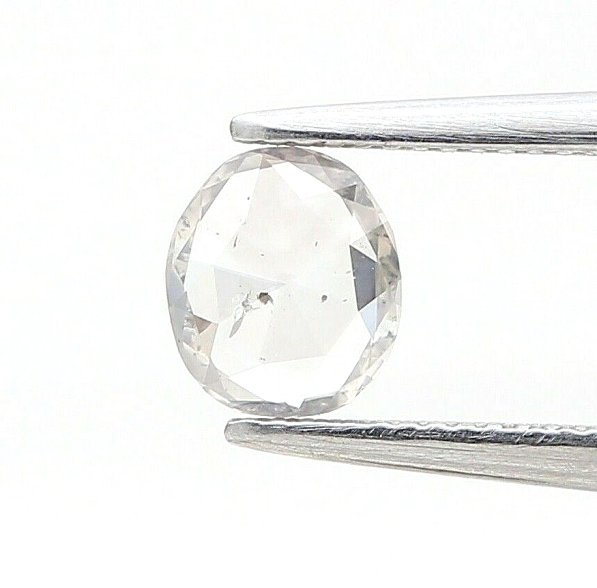 Une parure industrielle collier ; bracelet et boucles d'oreilles à petit prix pour les fêtes