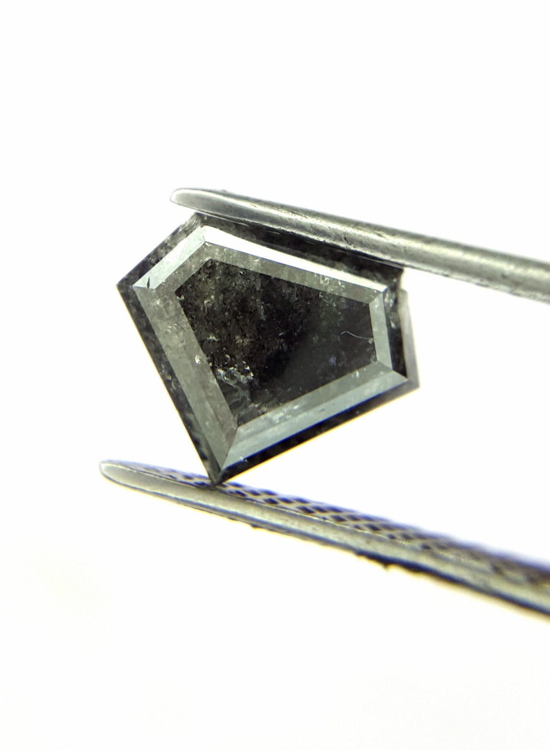 L x B x H Antique Pentagon Diamond 1.65TCW 8.4 x 6.8 x 4.0 MM Gray ...