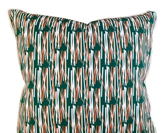 Sticks cushion in Forest green