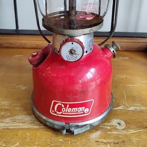 Vintage 1966 Coleman Red 200A Lantern w/Bottom Accessory Safe Storage w/Wrench