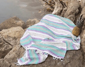 Manta mexicana gris menta púrpura / Manta de yoga / Manta Baja de México / Tapiz de estilo vintage / Manta falsa / Sarape falza / Manta