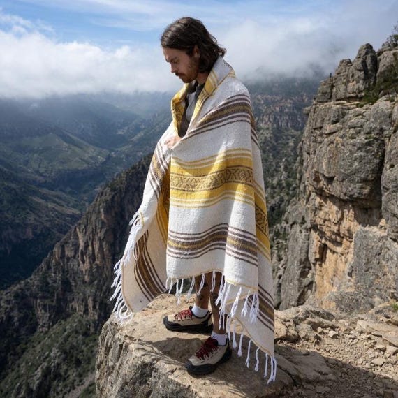 Authentic Mexican Blanket | Vintage Style | Yoga Throw | White Tan Yellow Falsa Blanket | Serape | Saltillo | Cobija