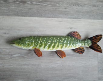 Luccio settentrionale, Esox lucius, Luccio, pesce da parete in legno 3D da 13-16 pollici, un lato intagliato e dipinto a mano, trofeo di pesca, intaglio di pesce su ordinazione