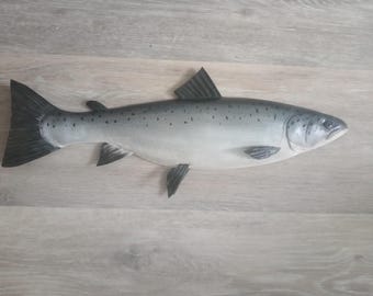Atlantic salmon, Salmo salar, salmon, 9-12 inches 3D wall wooden fish,one side hand carved and painted,fishing trophy,fish carving for order
