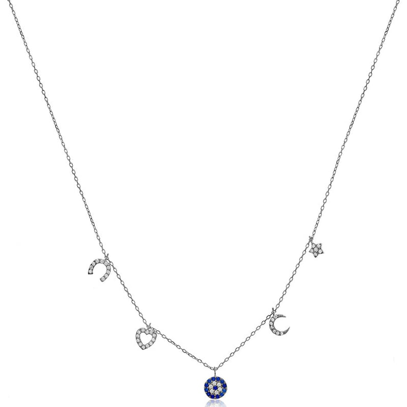 Puede incluir: Un collar de plata con un dije de un ojo azul mal de ojo, una luna creciente, una herradura, un coraz&oacute;n y una estrella. Cada dije est&aacute; decorado con peque&ntilde;as piedras blancas.