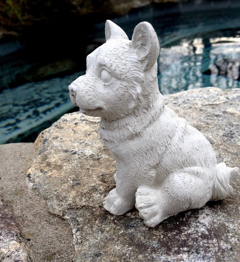 outdoor corgi statue