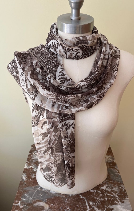 Fantastic Brown and White Vintage Chico’s Floral … - image 2