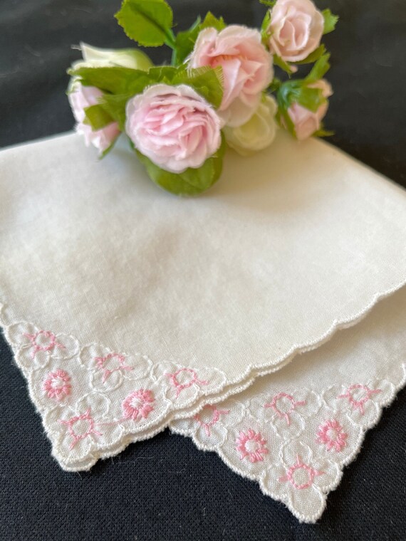 Gorgeous Vintage Embroidered Pink Floral Wedding H