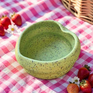 Handmade Small Heart Bubble Bowl | Speckled Green Ceramic Bowl | Cute Pottery Dish | Cottagecore Kitchen Decor | Strawberry Bowl