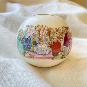 1988 Vintage Bunnykins Ceramic Bank, Royal Doulton Beatrix Potter Rabbits