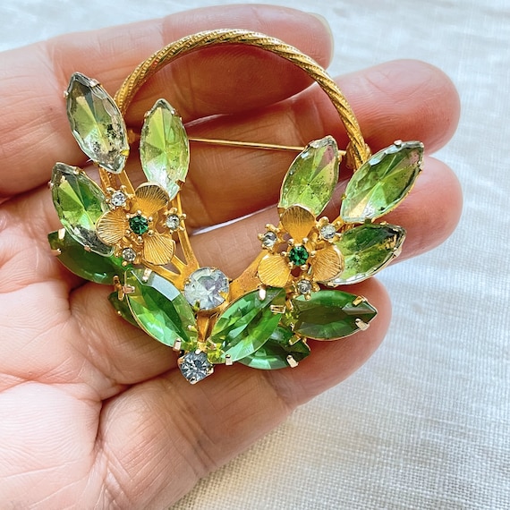 Vintage Green Rhinestone Spray Brooch, Costume Je… - image 4