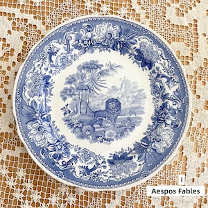 Spode Blue Room Collection Plate, 10 1/2&quot; Plate, Aesop&#39;s Fables Lion Plate
