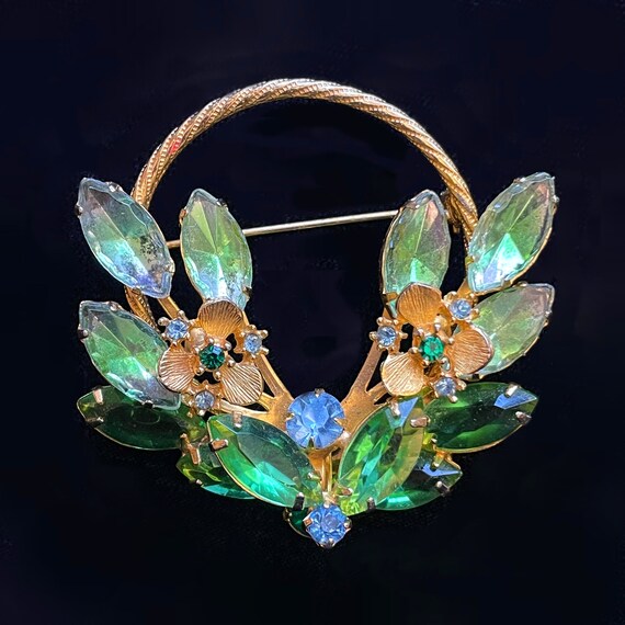 Vintage Green Rhinestone Spray Brooch, Costume Je… - image 2