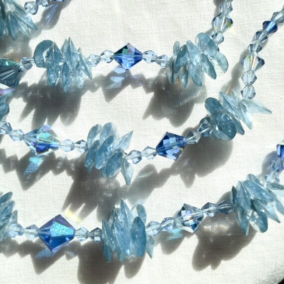 Vintage Blue Art Deco Crystal & Plastic Faceted/C… - image 4