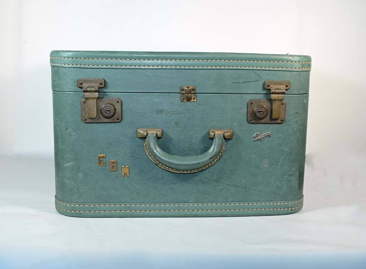 Vintage Large Skyway Suitcase Key Retro Travel Luggage Etsy