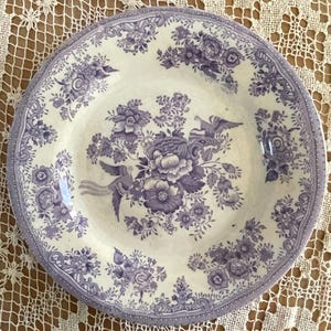 Vintage/Antique Asiatic Pheasants Mulberry Purple Gustafberg, 9" Plate