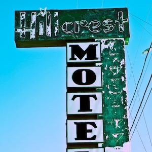 Route 66 Hillcrest Motel Sign, Route 66 Motel Sign Retro Motel Sign Motel Sign Guestroom Wall Art Guestroom Decor Retro Wall Art Retro Decor