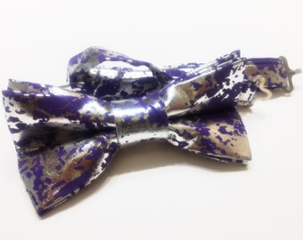 Silver Metallic Bow Tie
